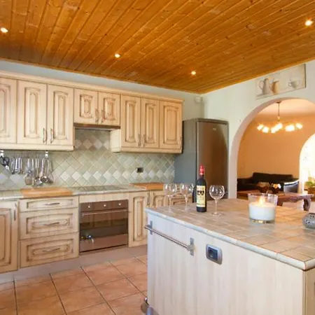 Casa Mercedes - Luxurious 4 Bedroom In Rural Setting - Great Pool Area