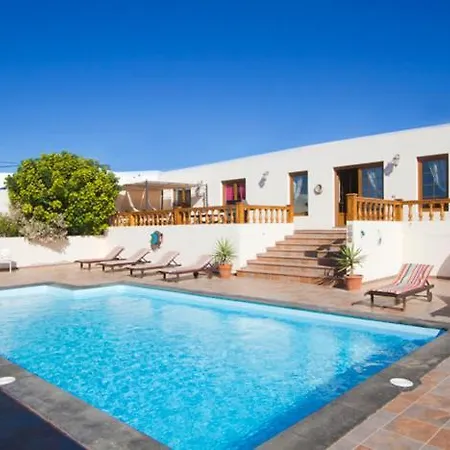 Casa Mercedes - Luxurious 4 Bedroom In Rural Setting - Great Pool Area