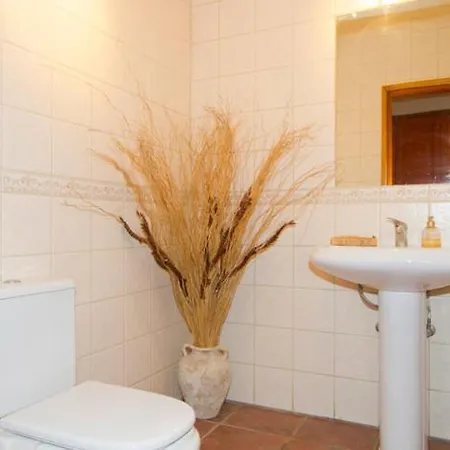 Casa Mercedes - Luxurious 4 Bedroom In Rural Setting - Great Pool Area Nazaret